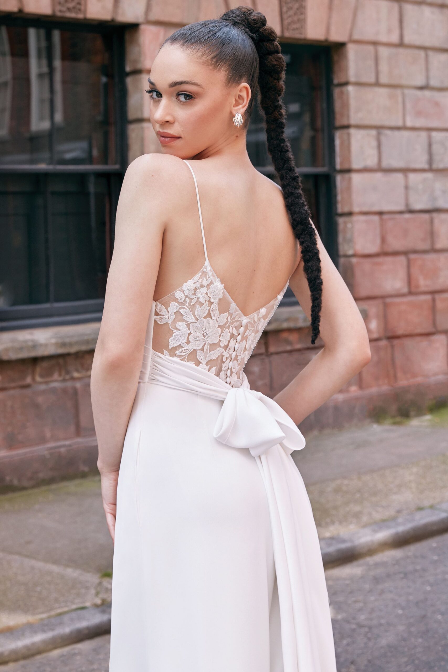 11225_BC_KENNEDY_Adore-Justin-Alexander mono novia bridal jumpsuit 4