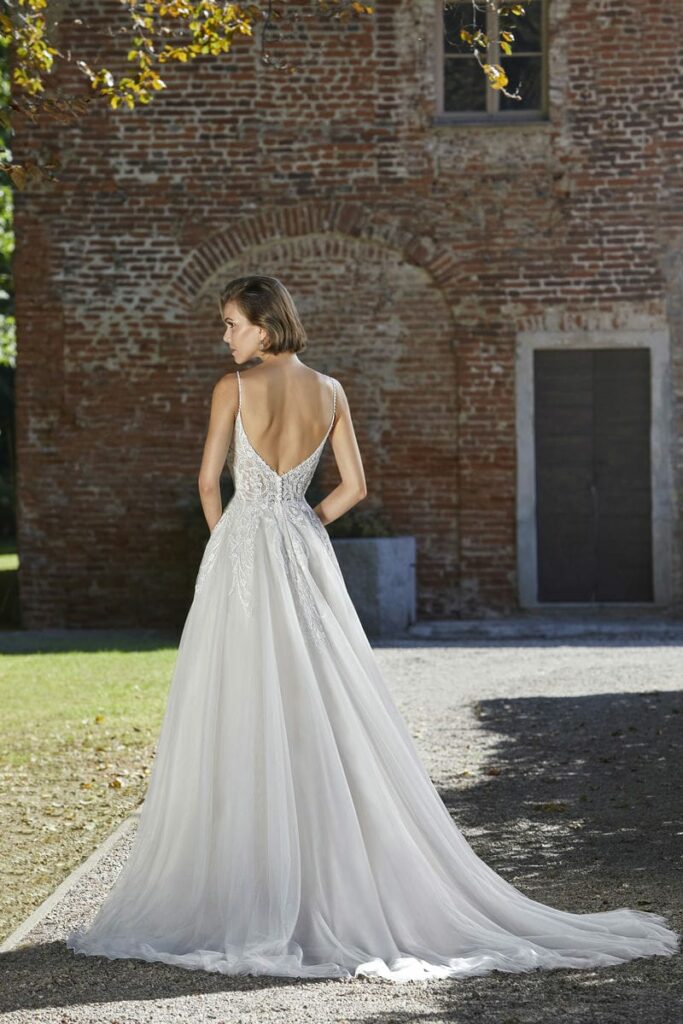 Demetrios 8171 wedding dress vestido de novia 2