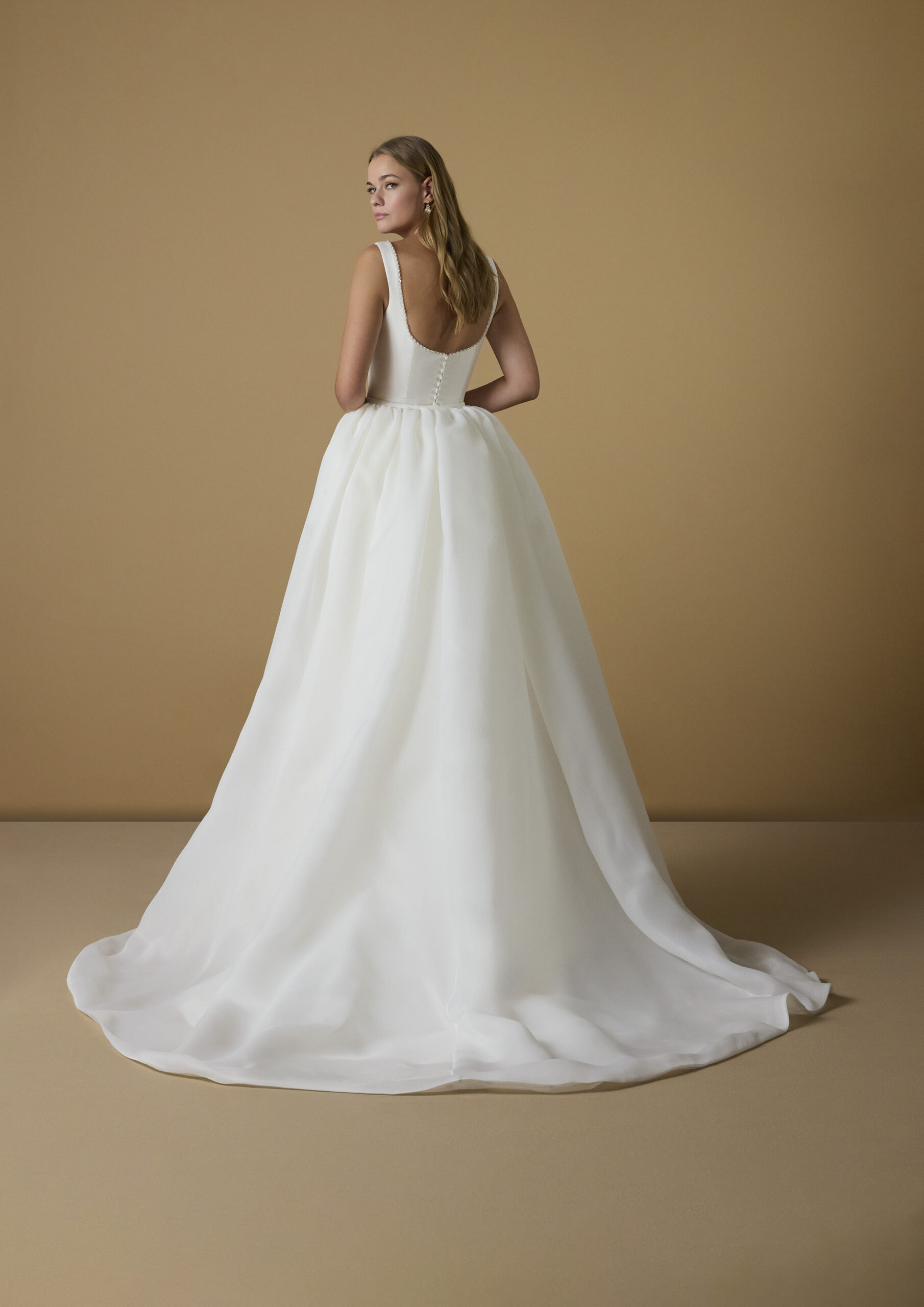 Nicole Milano Angia vestido de novia wedding dress 1