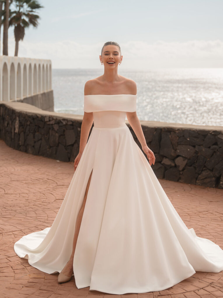 1962 Pearl Diane Legrand wedding dress vestido de novia 1