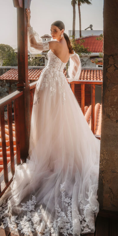 2618 Lisa Donetti Diane Legrand wedding dress vestido de novia 1