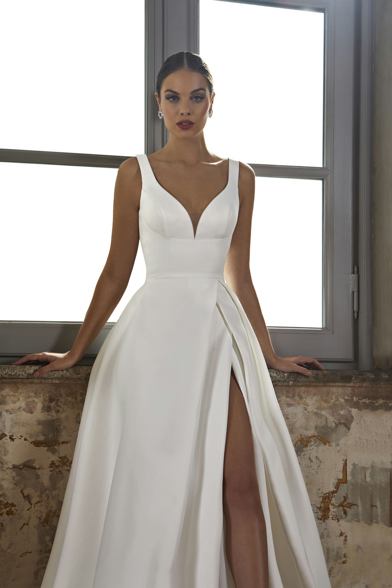 8242 Cosmobella Demetrios wedding dress vestido de novia 3