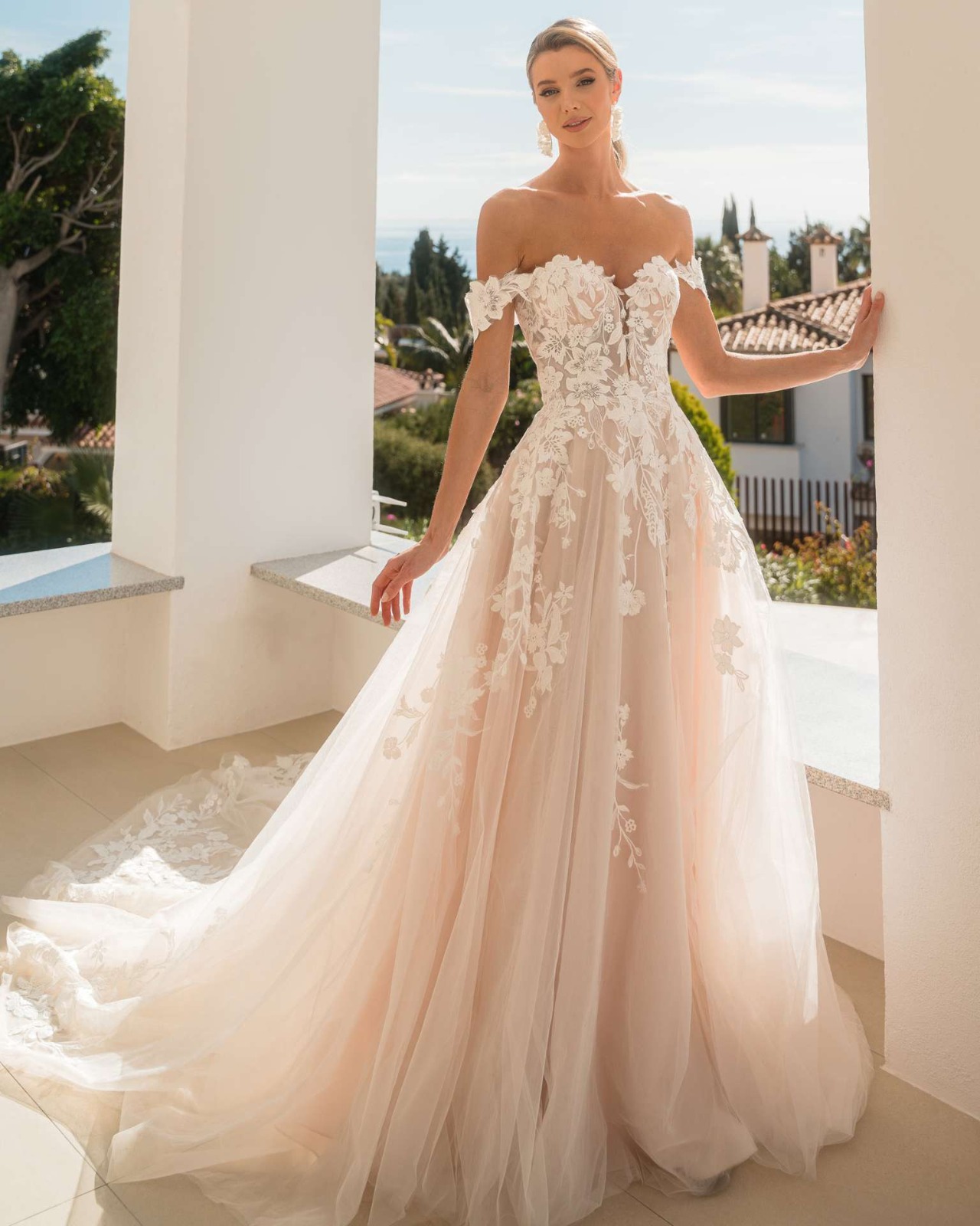 8201 Diana Legrand wedding dress vestido de novia 4