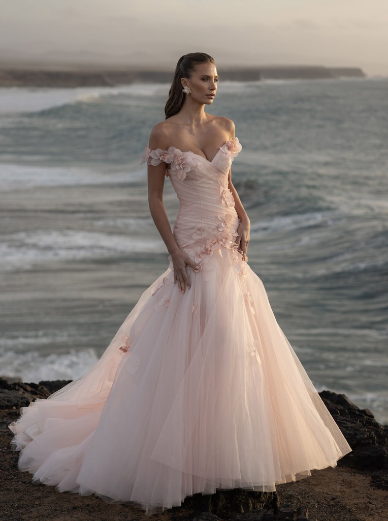 Novobella 31105 Diane Legrand wedding dress vestido de novia