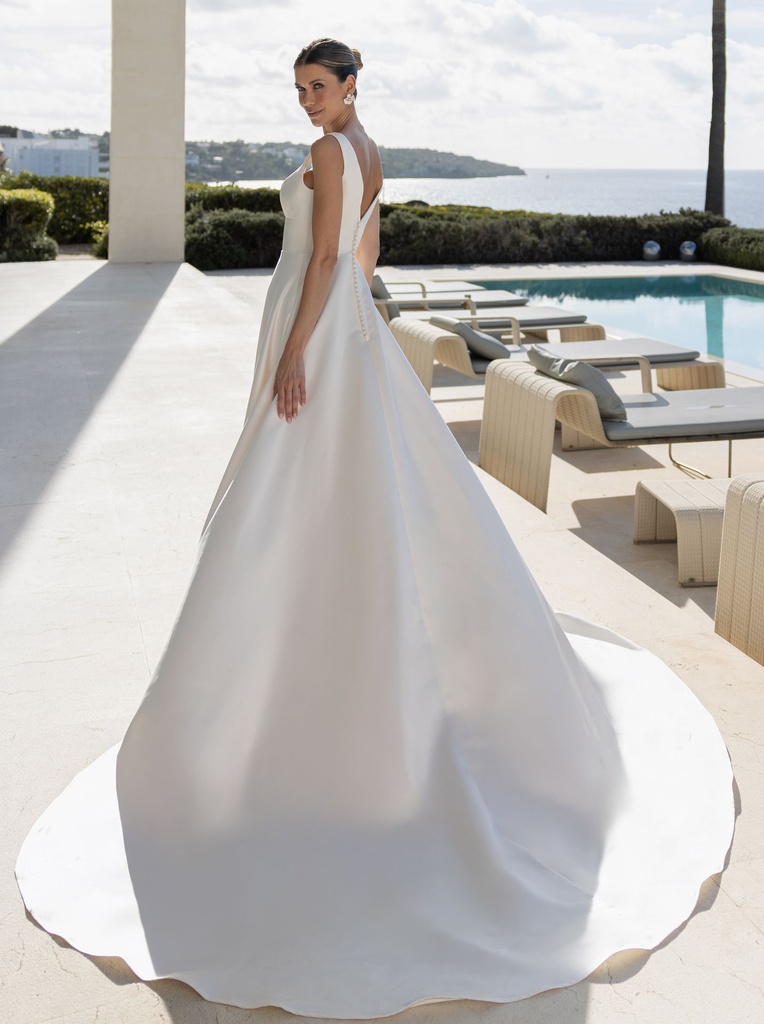 Pearl 2015 Diane Legrand wedding dress vestido de novia 1