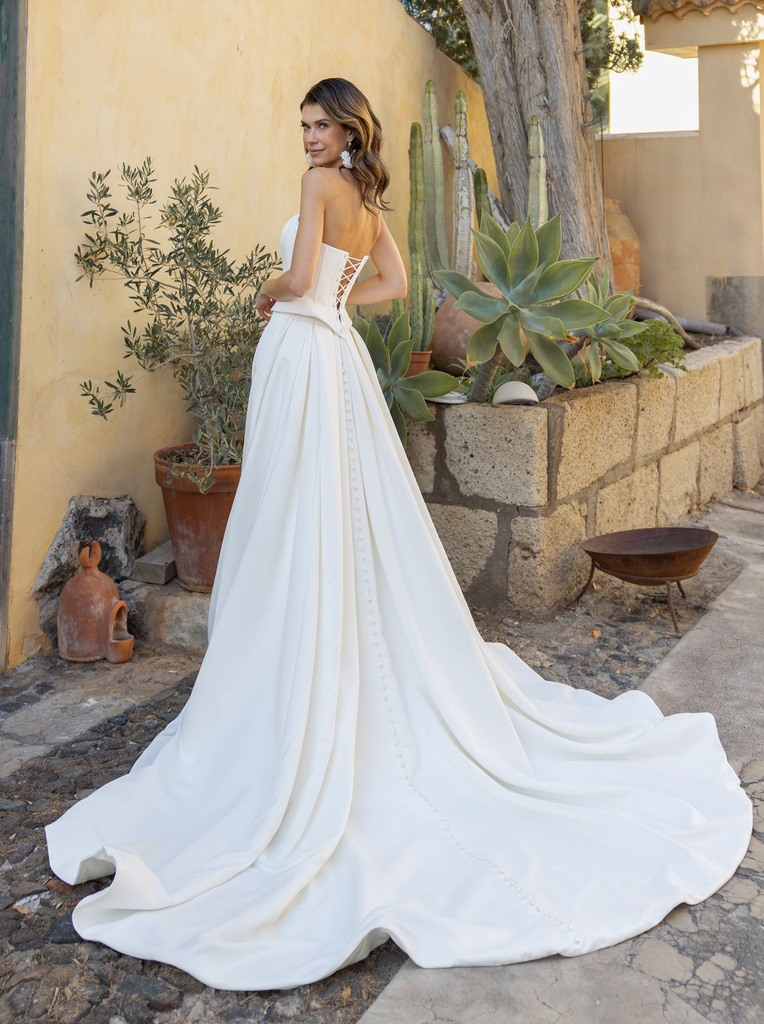 8313 Diana Legrand wedding dress vestido de novia 10
