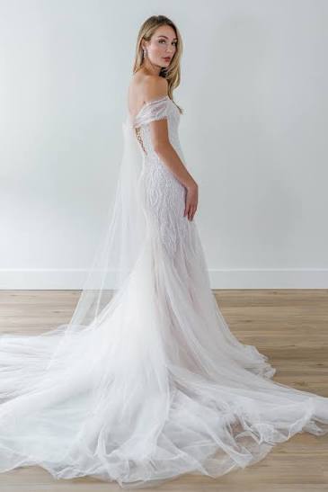 Dezzle Watters Locket wedding dress vestido de novia