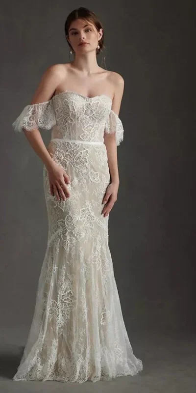 001 WILLOWBY BY WATTERS MILA SAMPLE